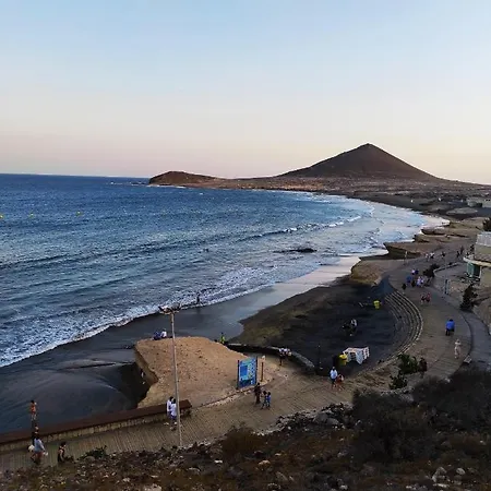 Appartamento Playa Con Terrazas, Vistas, Garaje Y Trastero, En La Gaviota, 36, Zona Wind Surf El Médano