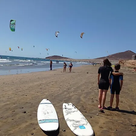 Playa Con Terrazas, Vistas, Garaje Y Trastero, En La Gaviota, 36, Zona Wind Surf Apartment
